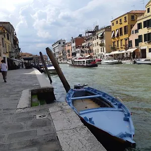 fabulous-venice.hotelinveneto.com/