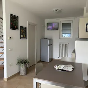  Appartamento Un Balcone Sul Garda