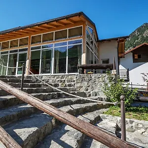 Hostel - Bormio - Livigno - Santa Caterina - Stelvio, Sondalo